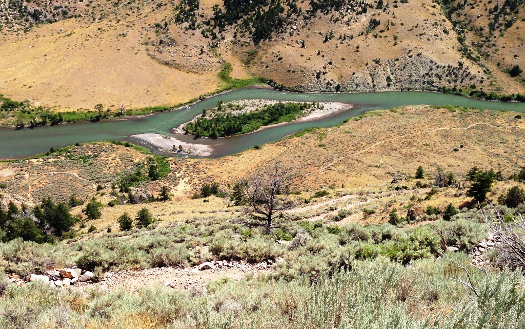 morrison_switchbacks_looking_down.jpg